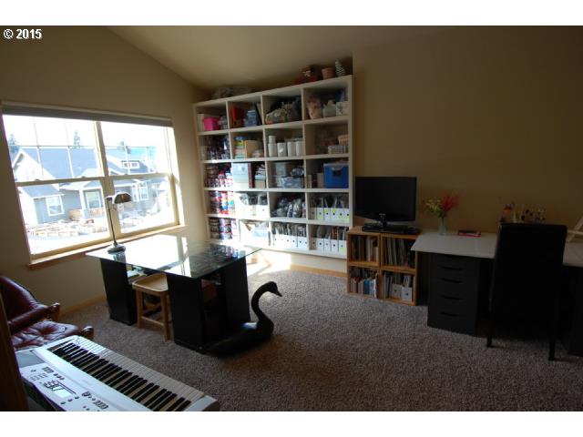 1015 Redtail Loop Hood River, OR 97031 - Photo 10 of 16 Gallery Image 10