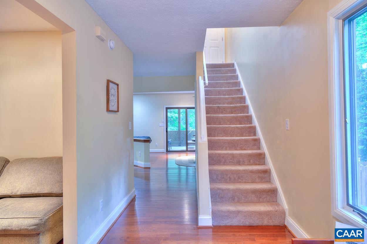7 Stonewall Road Palmyra, VA 22963 - Photo 6 of 55 a view of an entryway with wooden floor