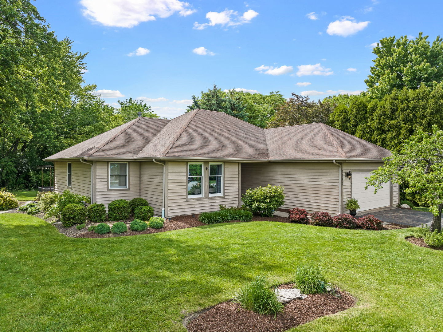 1680 Logan Street Roselle, IL 60172 - Photo 48 of 49