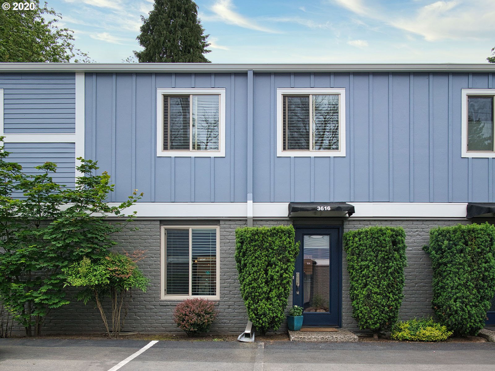 3616 Southwest Multnomah Boulevard Portland, OR 97219 - Photo 1 of 18 Gallery Image 1