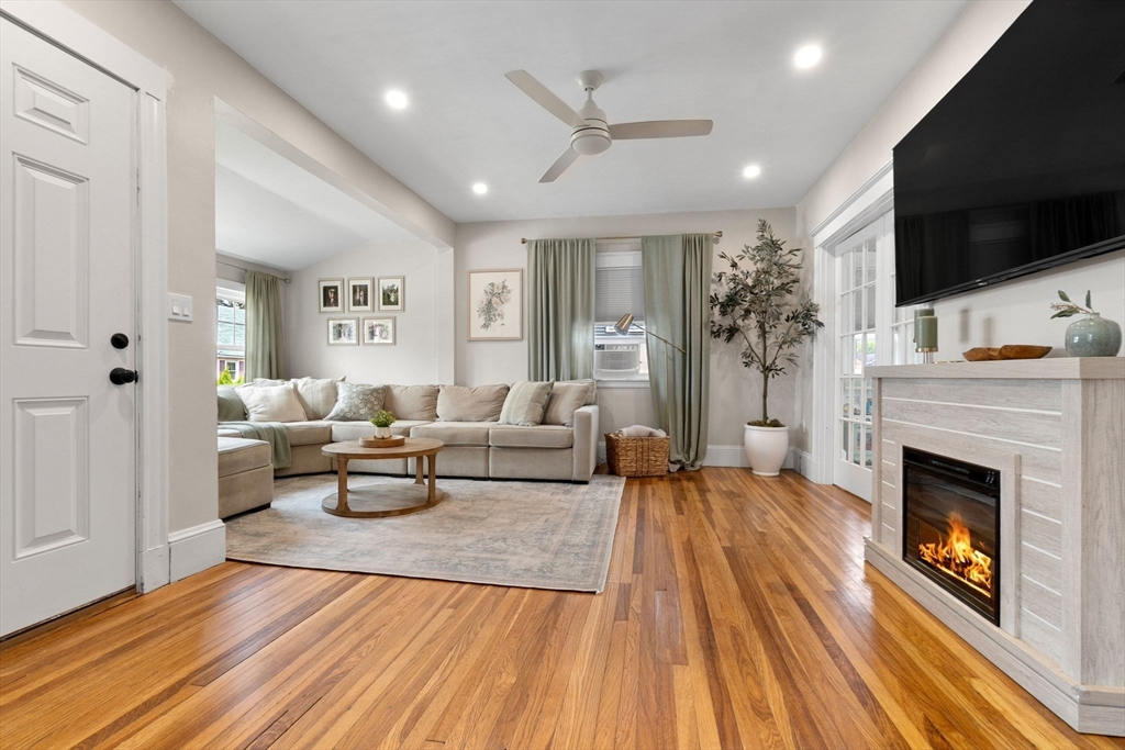 8 Porter Road North Reading, MA 01864 - Photo 14 of 38 Gallery Image 14