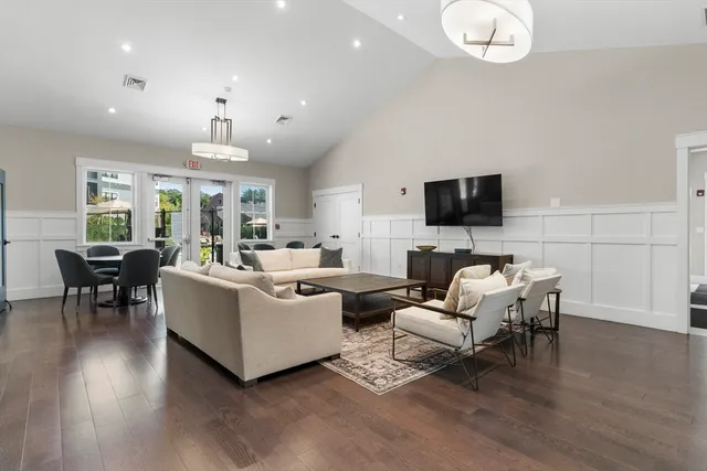 $749,000 | 60 Coppersmith Way, Unit 304, Canton, MA 02021