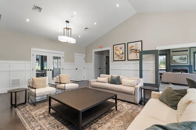 $749,000 | 60 Coppersmith Way, Unit 304, Canton, MA 02021