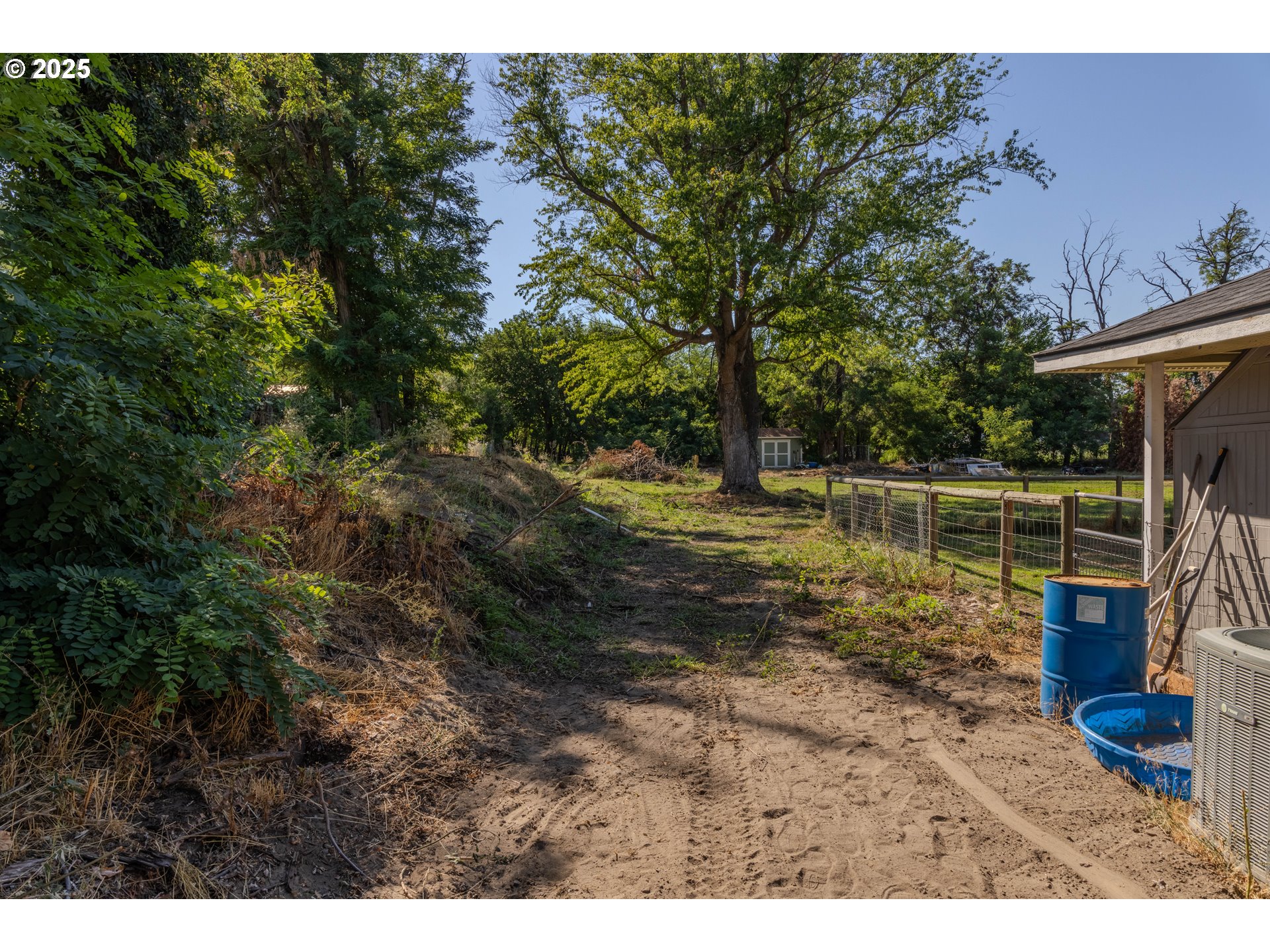 80262 South Edwards Road Hermiston, OR 97838 - Photo 32 of 38