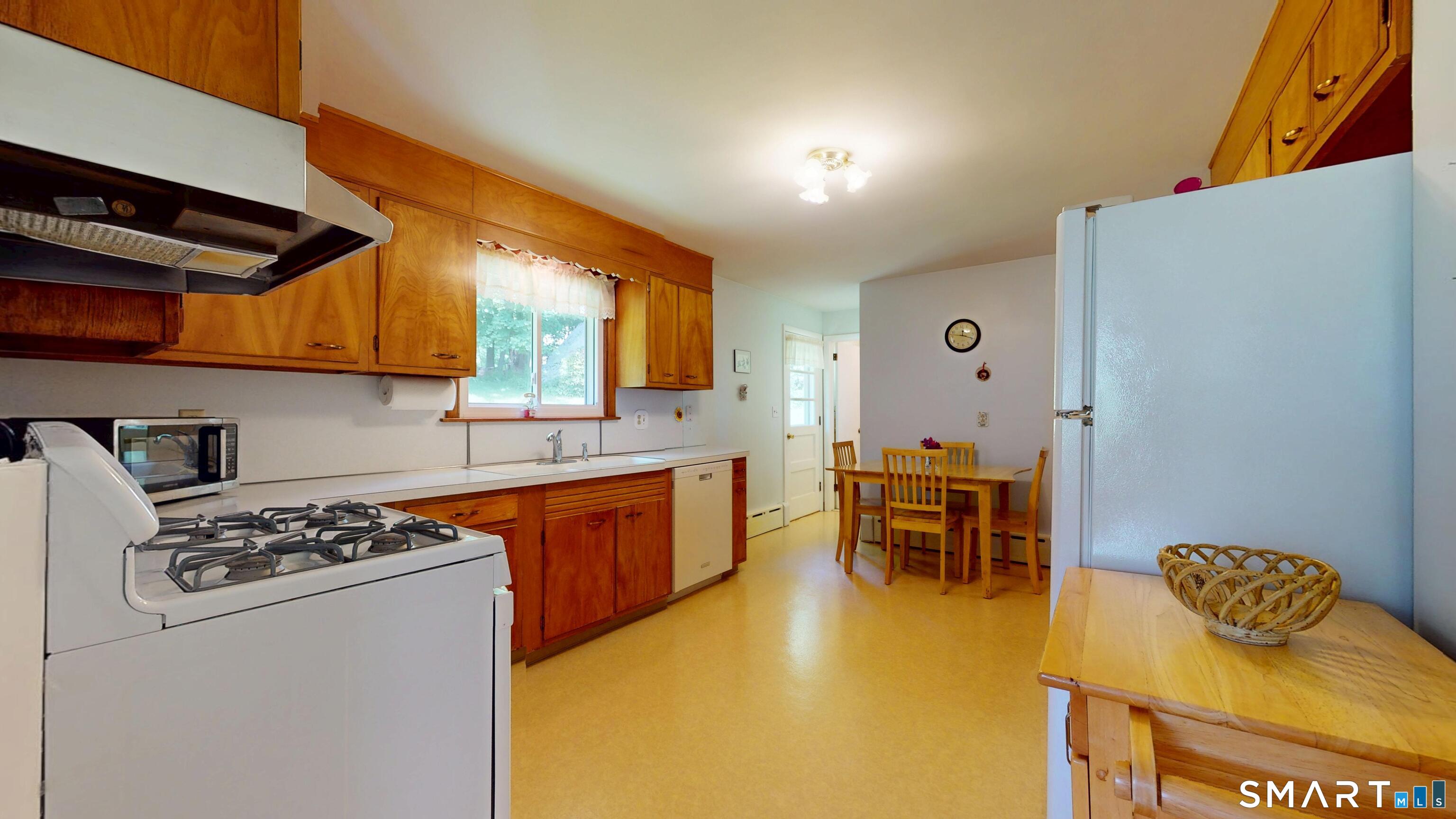 309 Danbury Road Ridgefield, CT 06877 - Photo 17 of 36