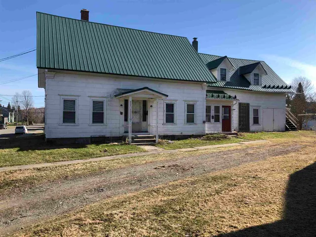 $155,000 | 22 Maple Street, Orleans, VT 05860