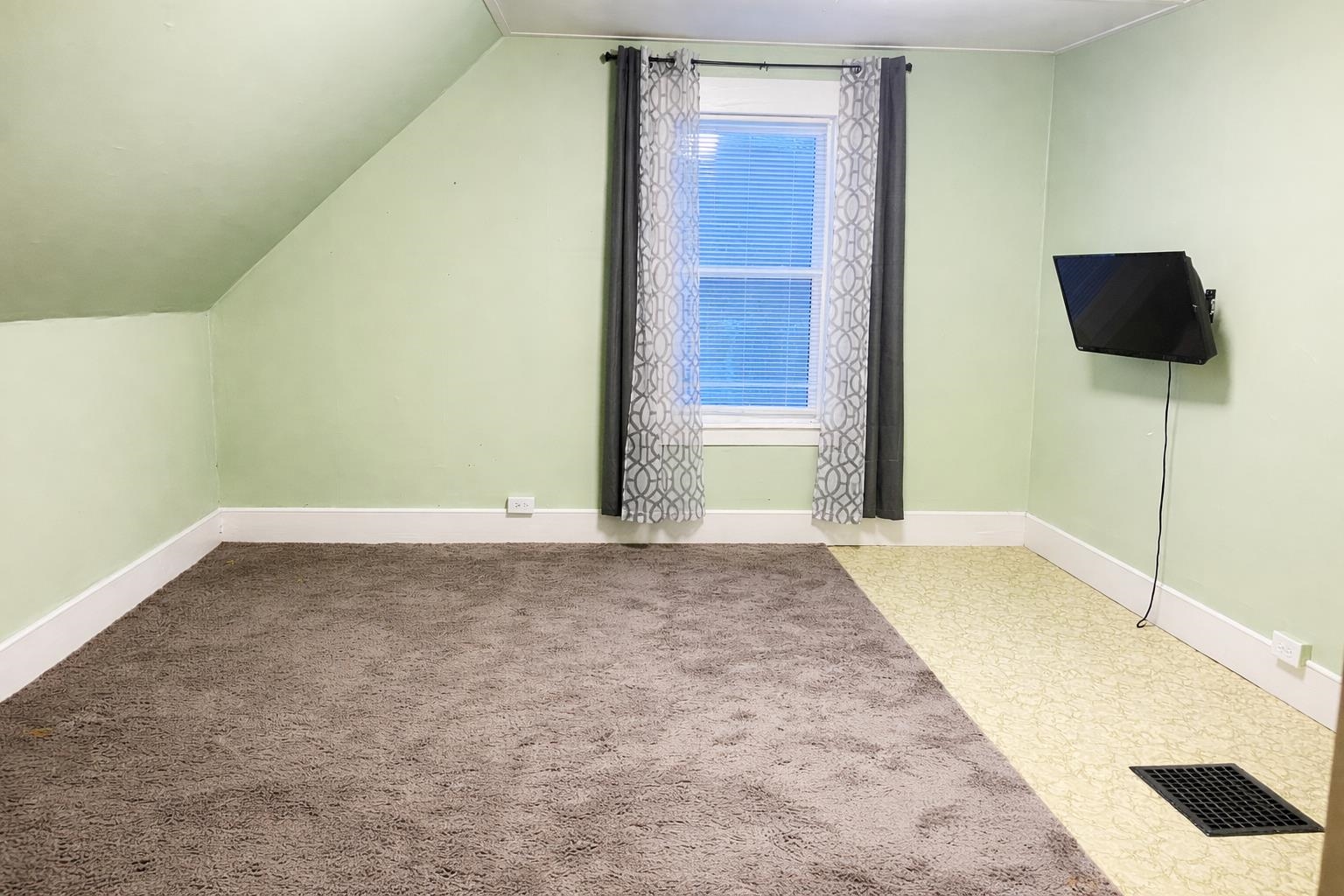 22 Maple Street Orleans, VT 05860 - Photo 18 of 35