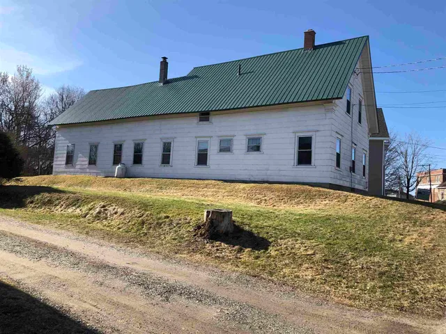 $155,000 | 22 Maple Street, Orleans, VT 05860
