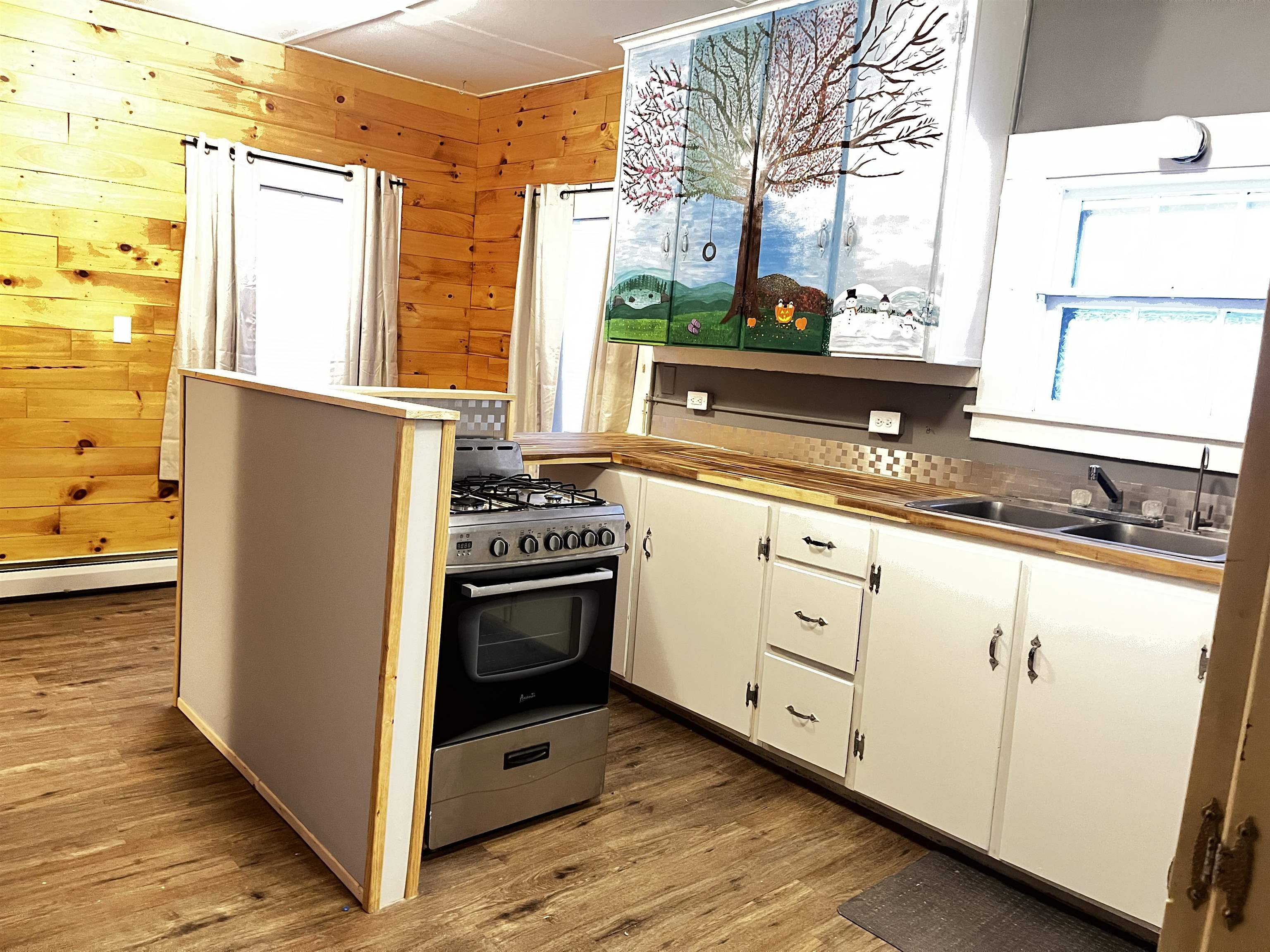 22 Maple Street Orleans, VT 05860 - Photo 6 of 35