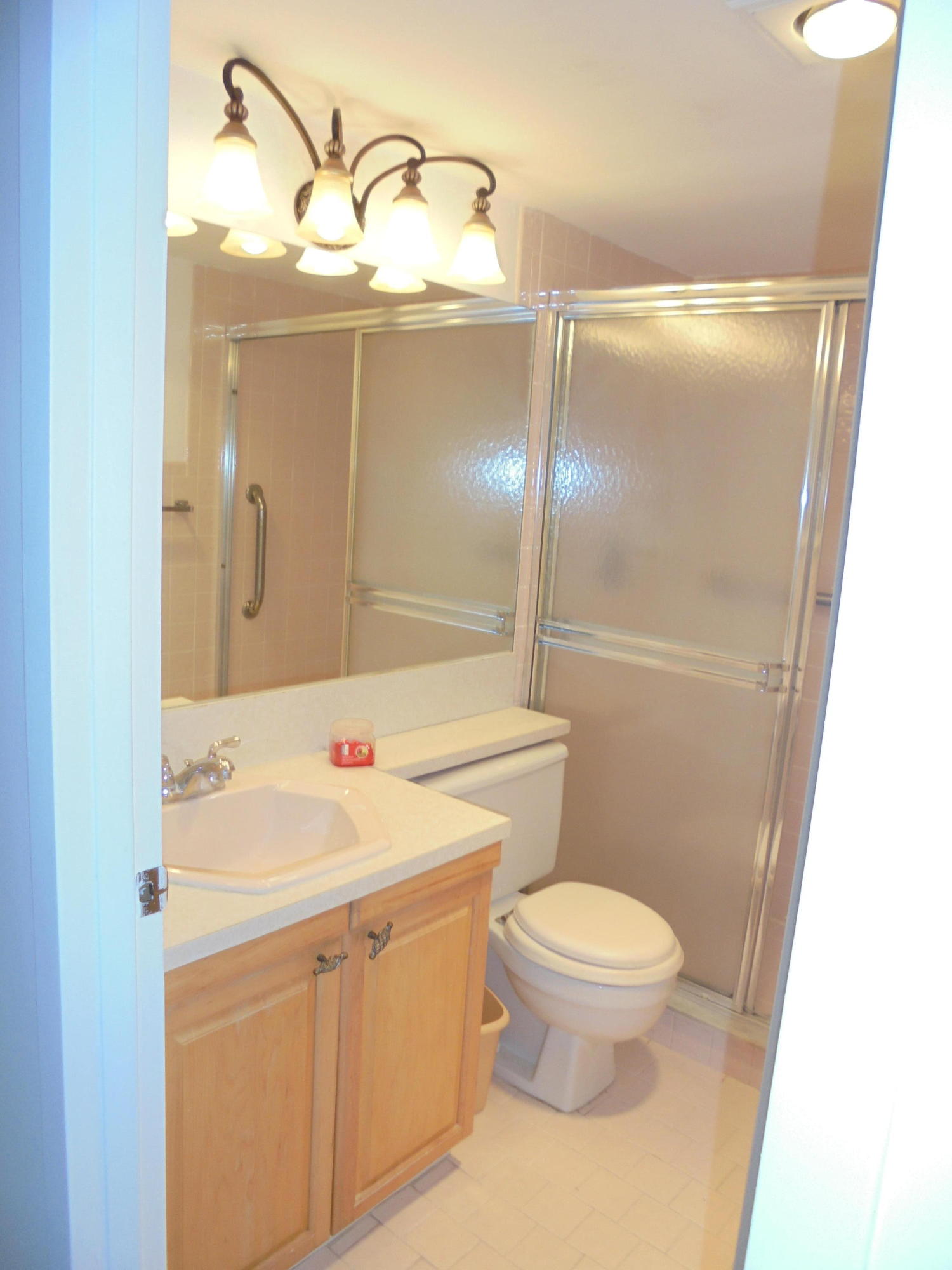 1076 Guildford East Boca Raton, FL 33434 - Photo 9 of 16 008