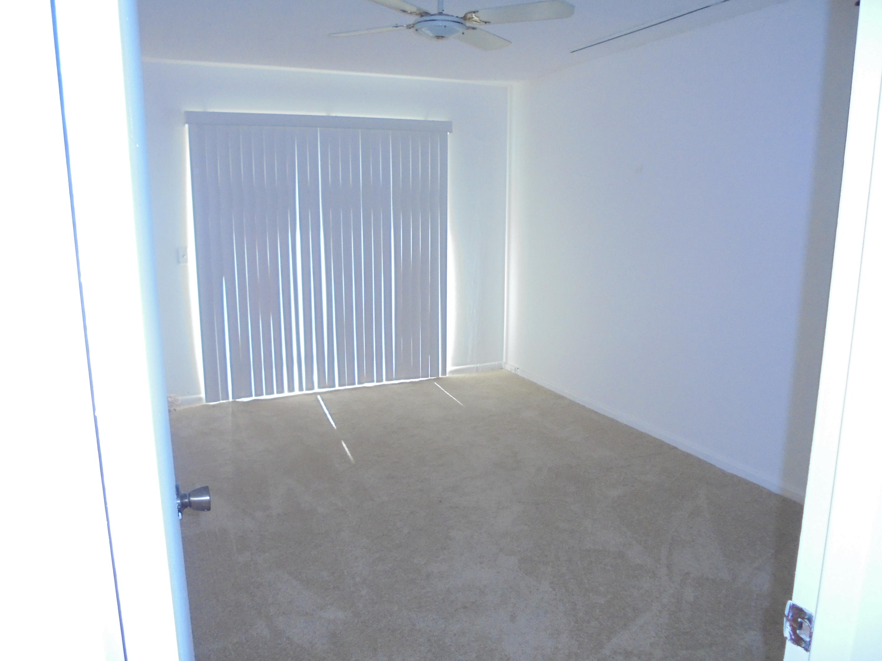 1076 Guildford East Boca Raton, FL 33434 - Photo 10 of 16 010