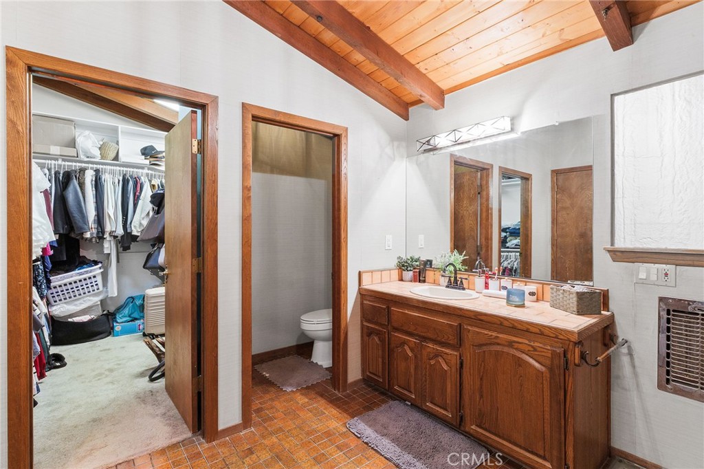 19702 Yanan Road Apple Valley, CA 92307 - Photo 23 of 48