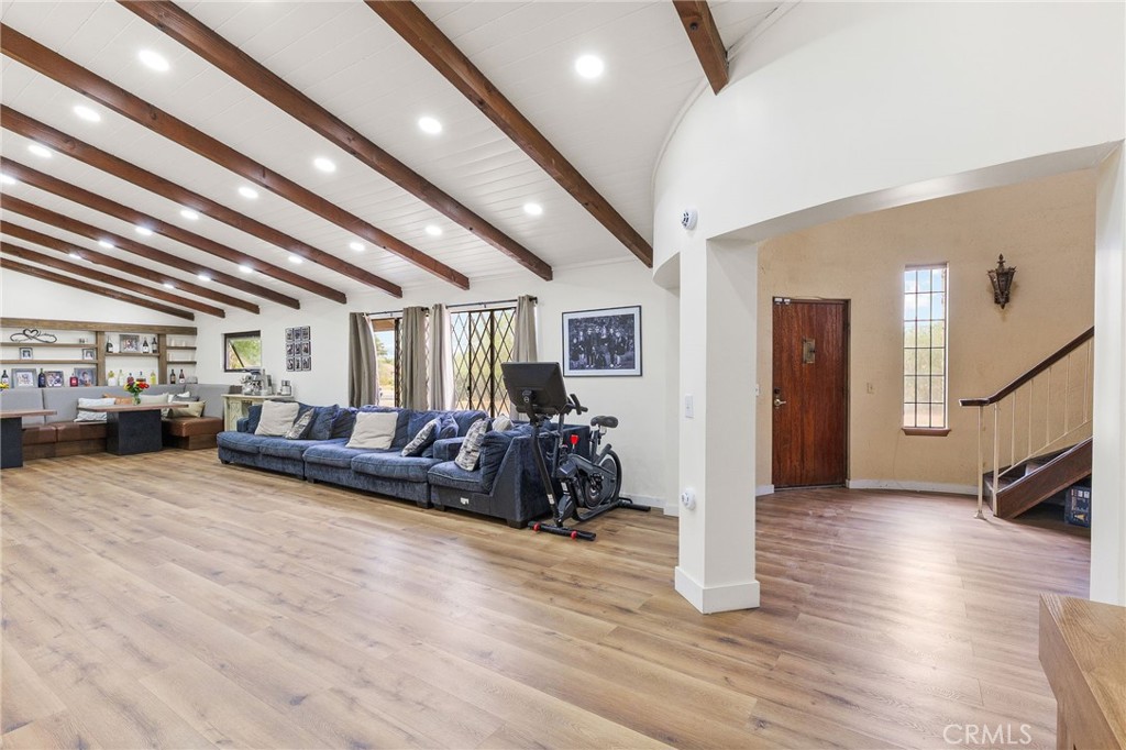 19702 Yanan Road Apple Valley, CA 92307 - Photo 7 of 48