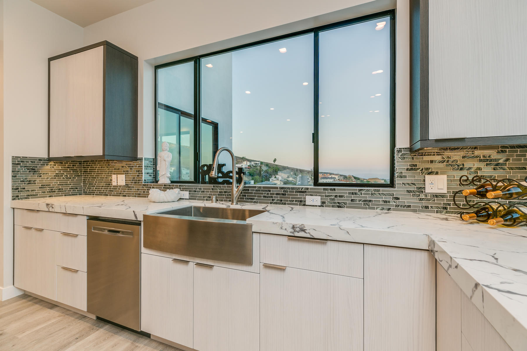 630 Skyline Road Ventura, CA 93003 - Photo 19 of 49 630 Skyline Road-020-028-Kitchen-MLS_Siz