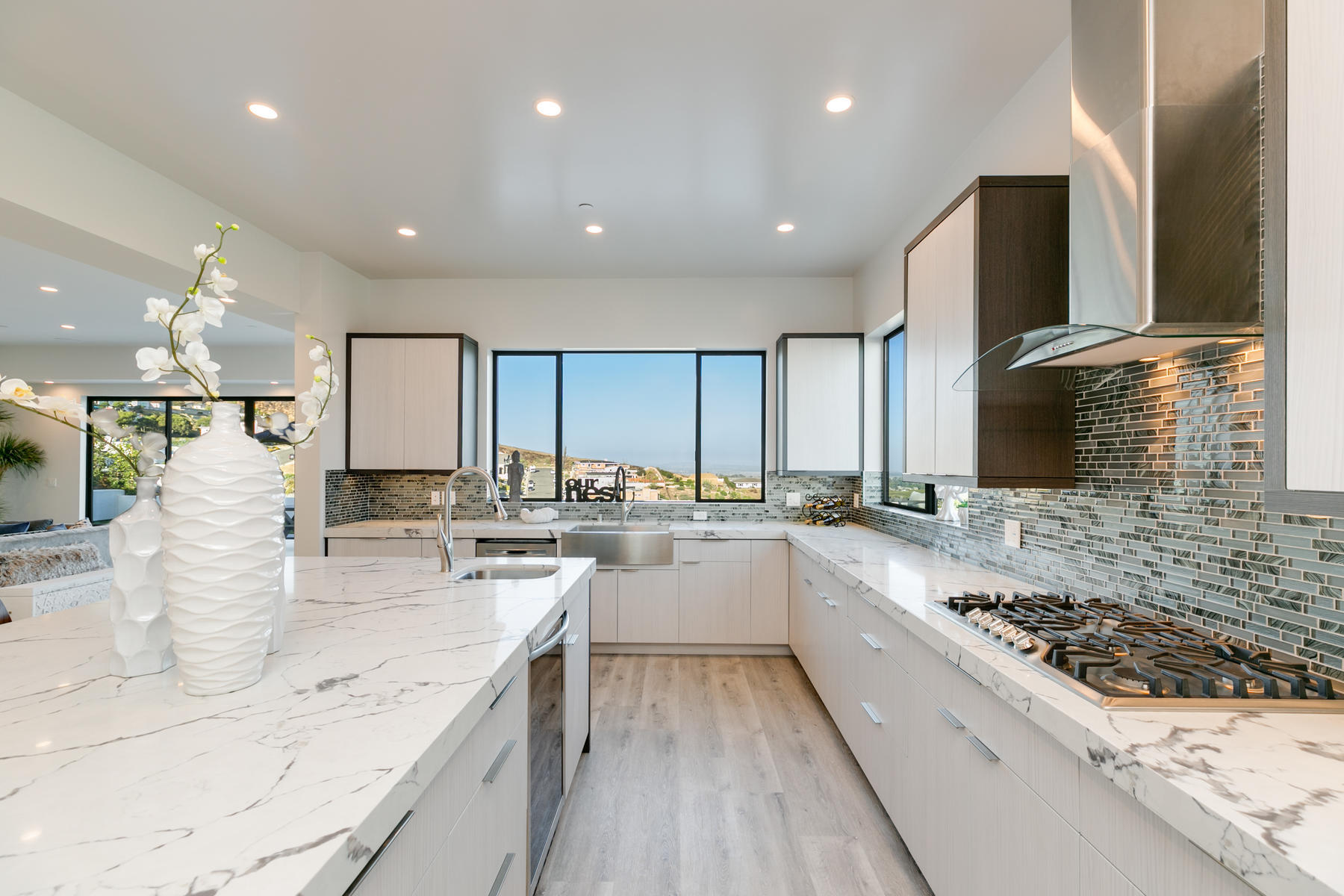 630 Skyline Road Ventura, CA 93003 - Photo 21 of 49 630 Skyline Road-022-020-Kitchen-MLS_Siz