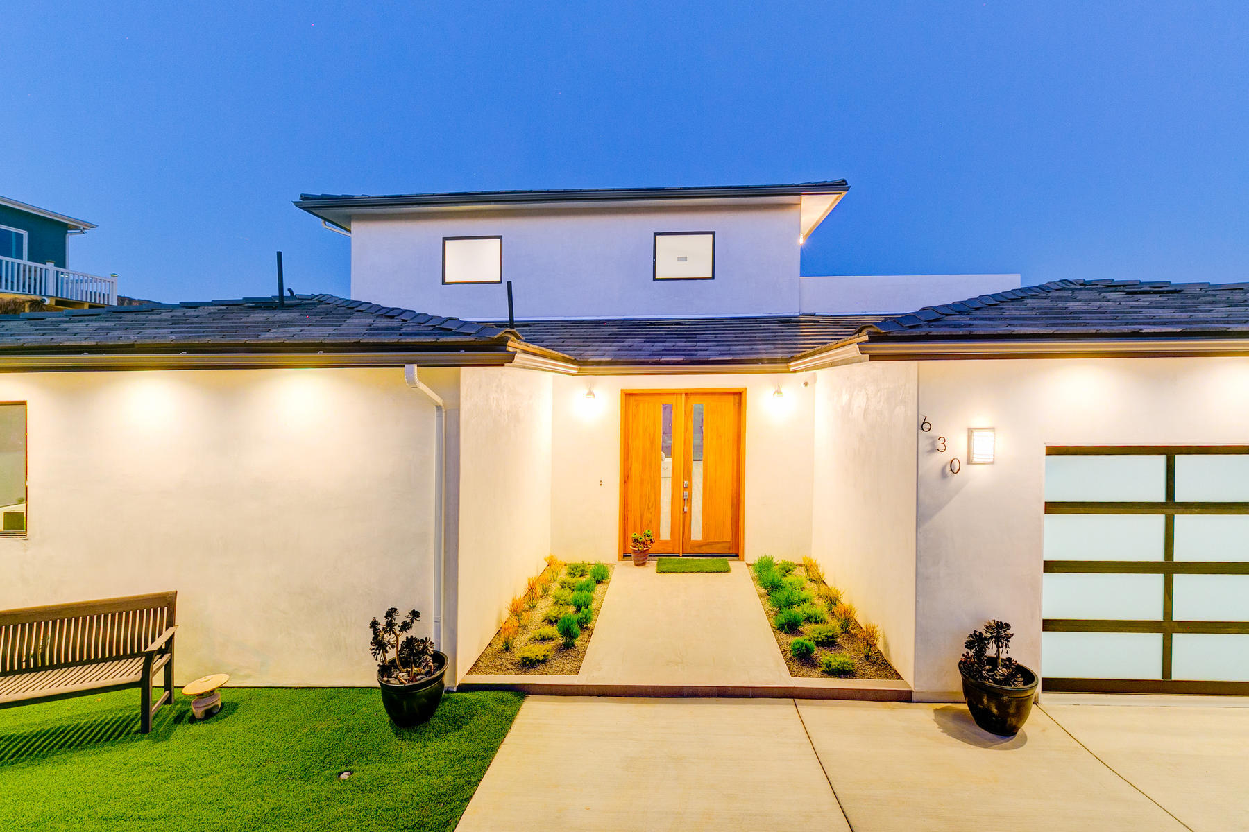 630 Skyline Road Ventura, CA 93003 - Photo 4 of 49 630 Skyline Road-005-003-Entryway-MLS_Si