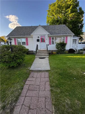 $427,000 | 4 Dunbar Street, Providence, RI 02909