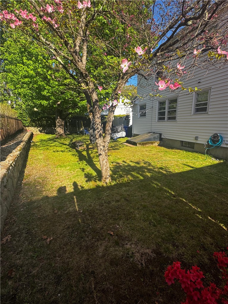 4 Dunbar Street Providence, RI 02909 - Photo 13 of 32
