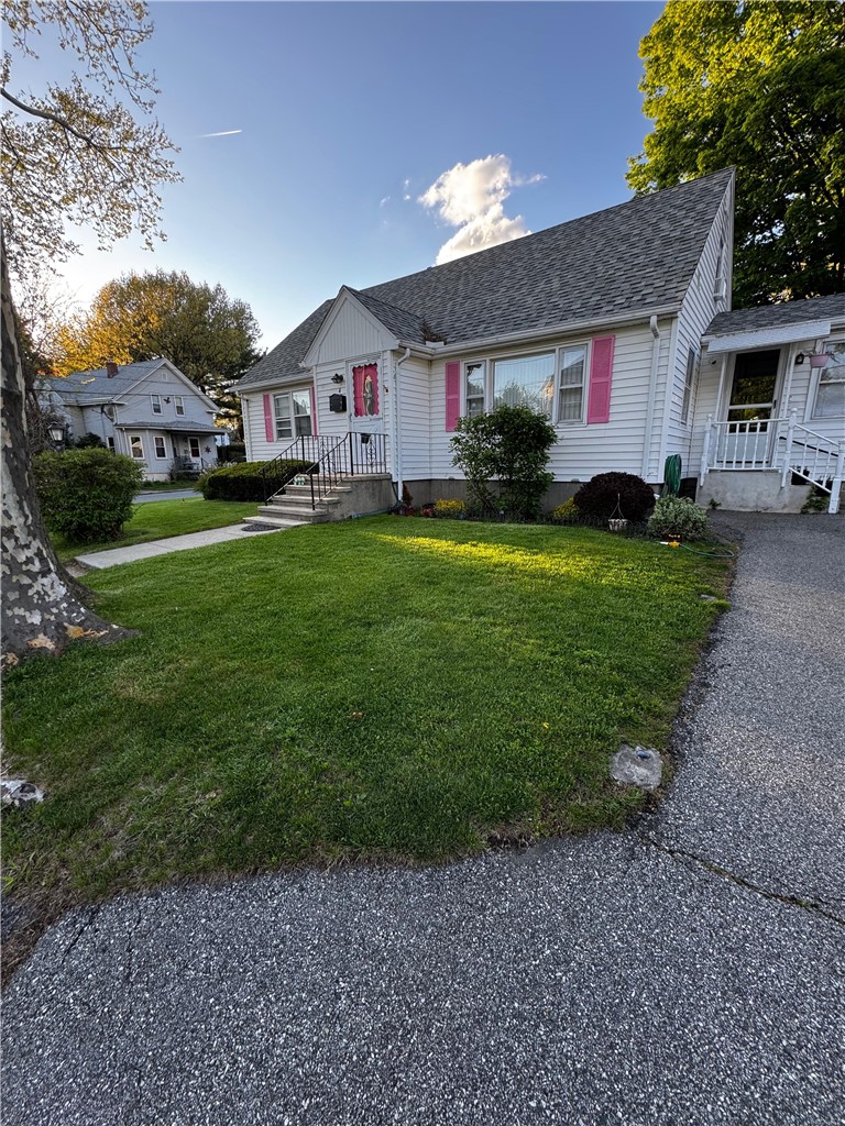4 Dunbar Street Providence, RI 02909 - Photo 2 of 32