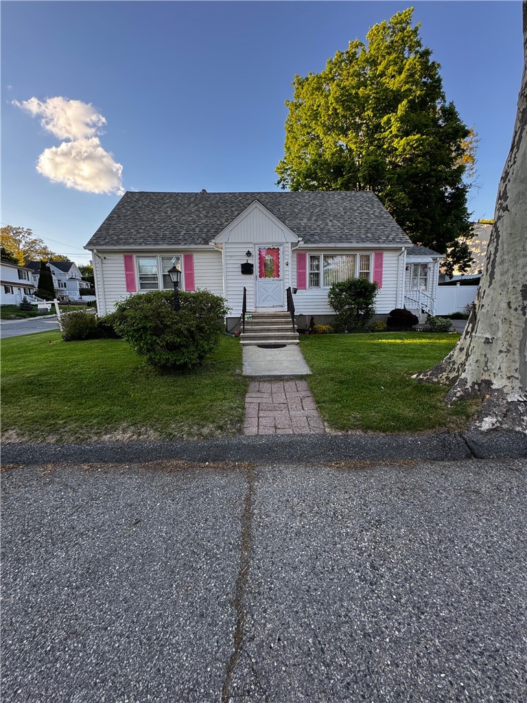 4 Dunbar Street Providence, RI 02909 - Photo 3 of 32