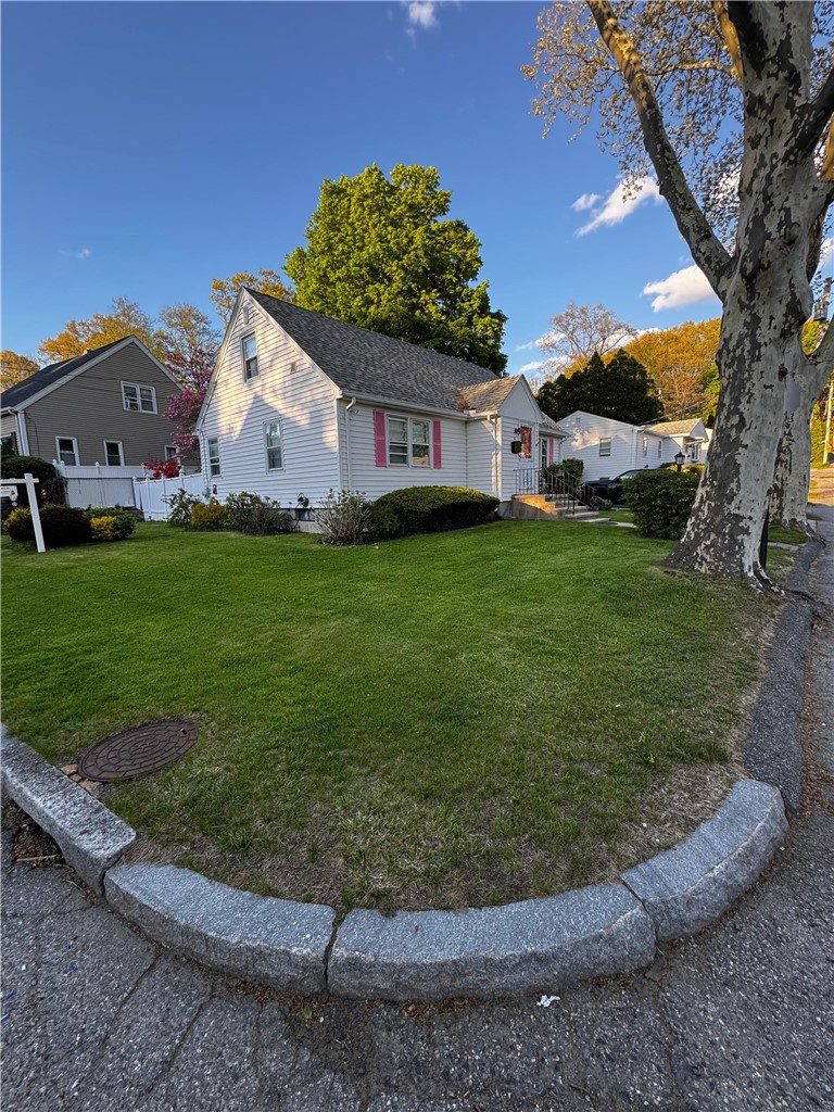 4 Dunbar Street Providence, RI 02909 - Photo 4 of 32