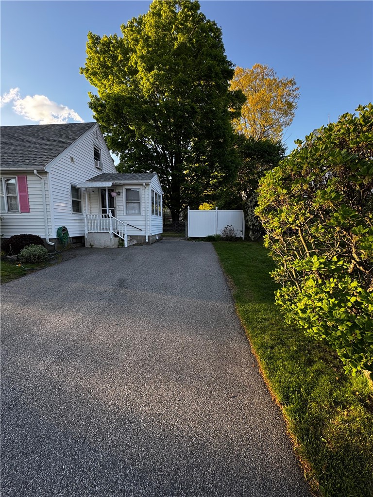 4 Dunbar Street Providence, RI 02909 - Photo 7 of 32