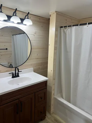 $299,900 | 2152 East Round Lake Lane, Luck, WI 54853