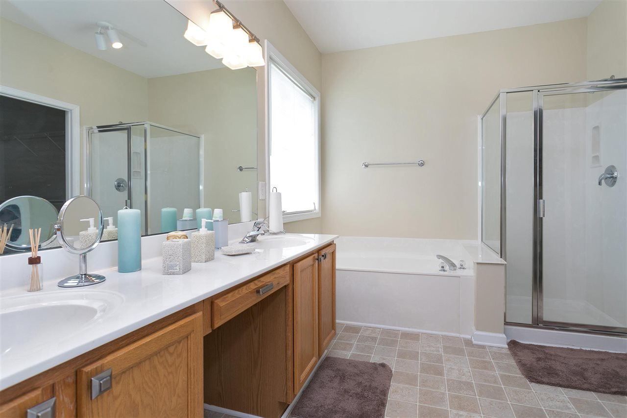 363 Seastone Street Raleigh, NC 27603 - Photo 13 of 25 Photo 13