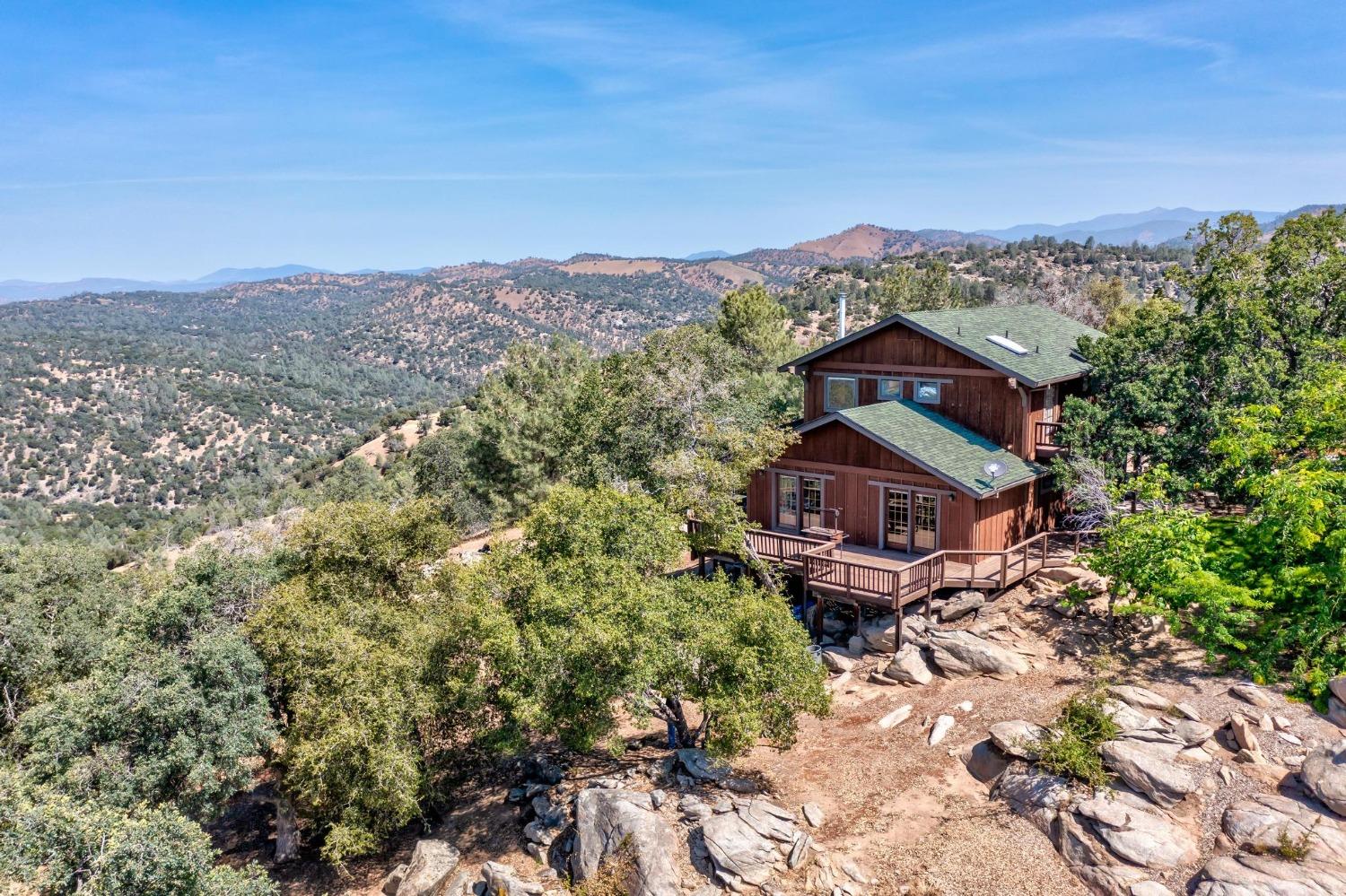 43599 Wells Road West Coarsegold, CA 93614 - Photo 40 of 43 Gallery Image 40