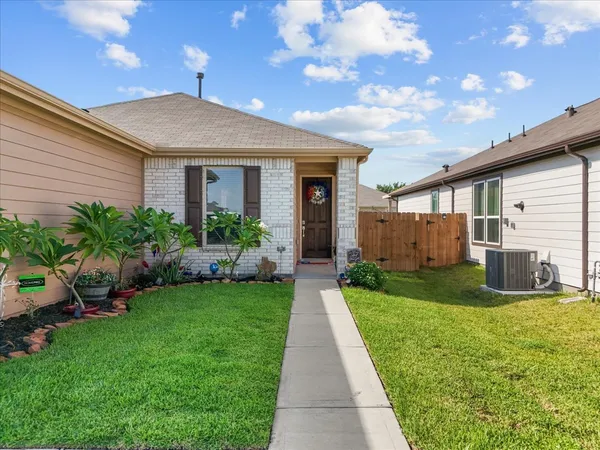 $289,000 | 712 Allana Lane, Alvin, TX 77511