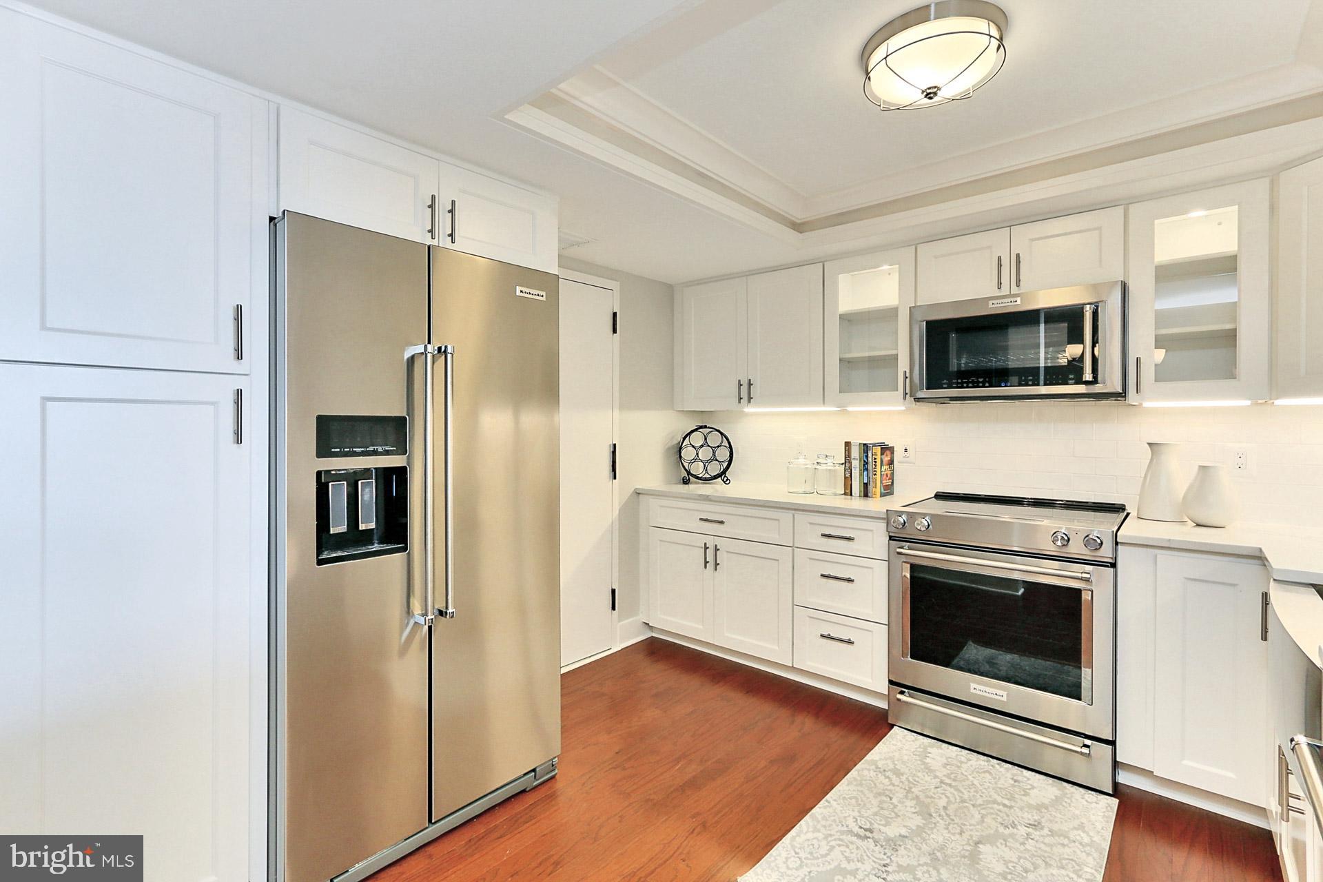 1101 South Arlington Ridge Road, Unit 309 Arlington, VA 22202 - Photo 11 of 47 Kitchen