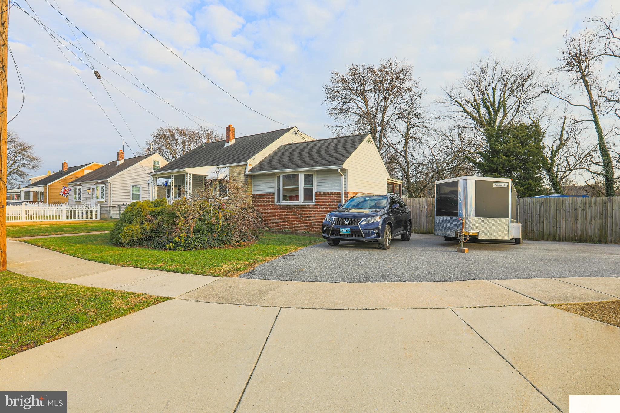807 Martin Road Baltimore, MD 21221 - Photo 3 of 47 Gallery Image 3