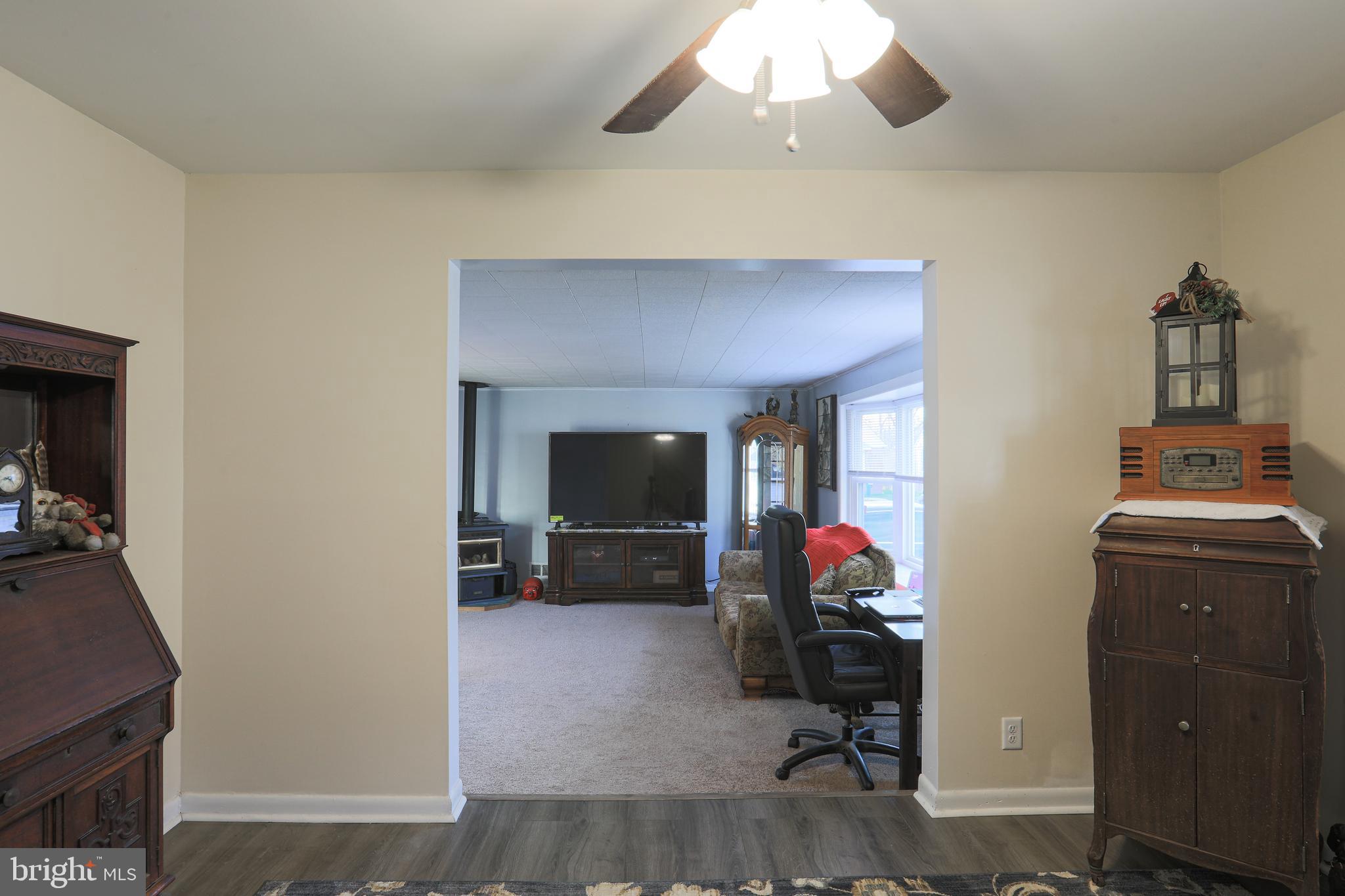 807 Martin Road Baltimore, MD 21221 - Photo 8 of 47 Gallery Image 8