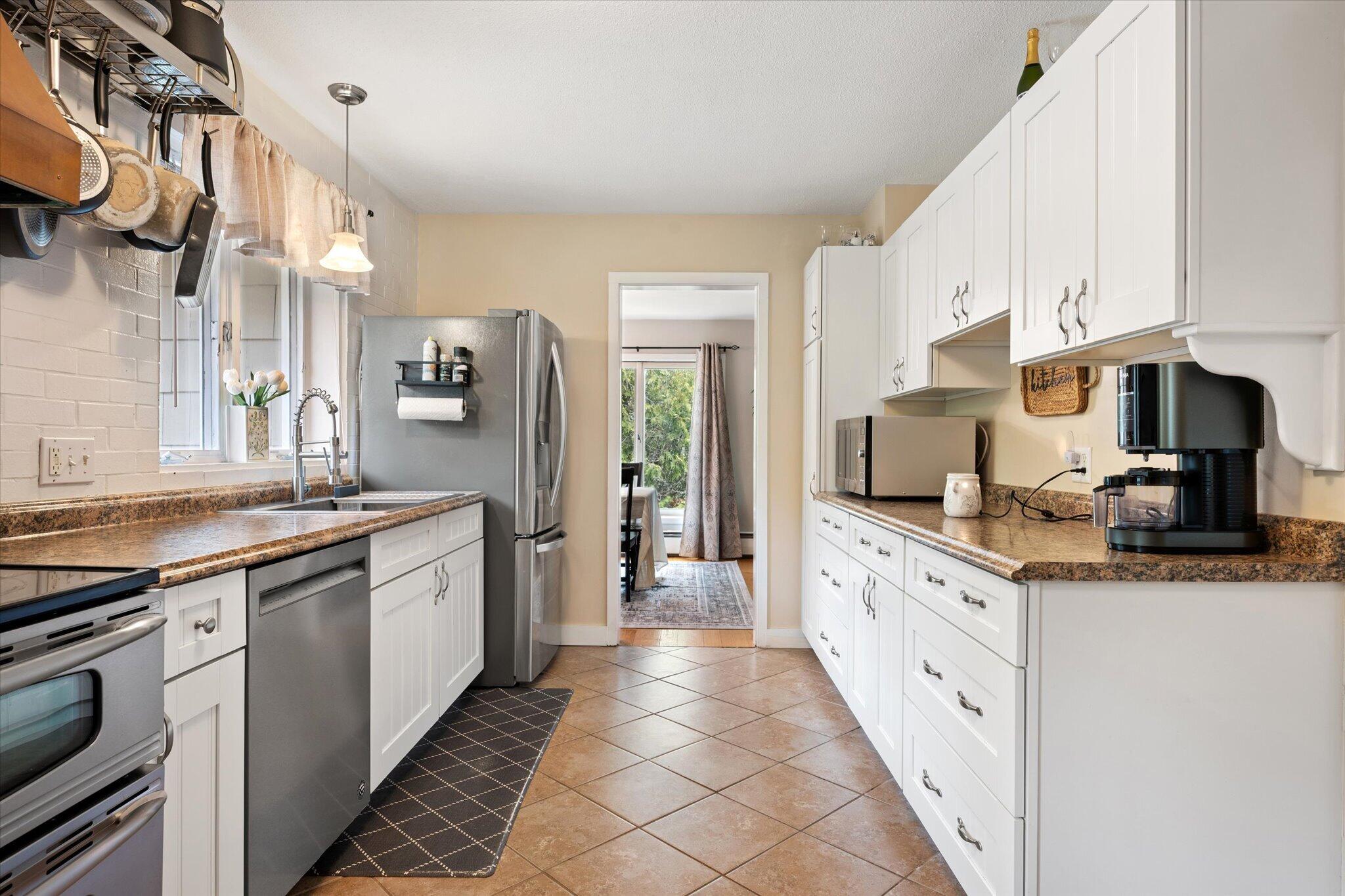 7 Williams Street Hampden, ME 04444 - Photo 16 of 64 16-Kitchen