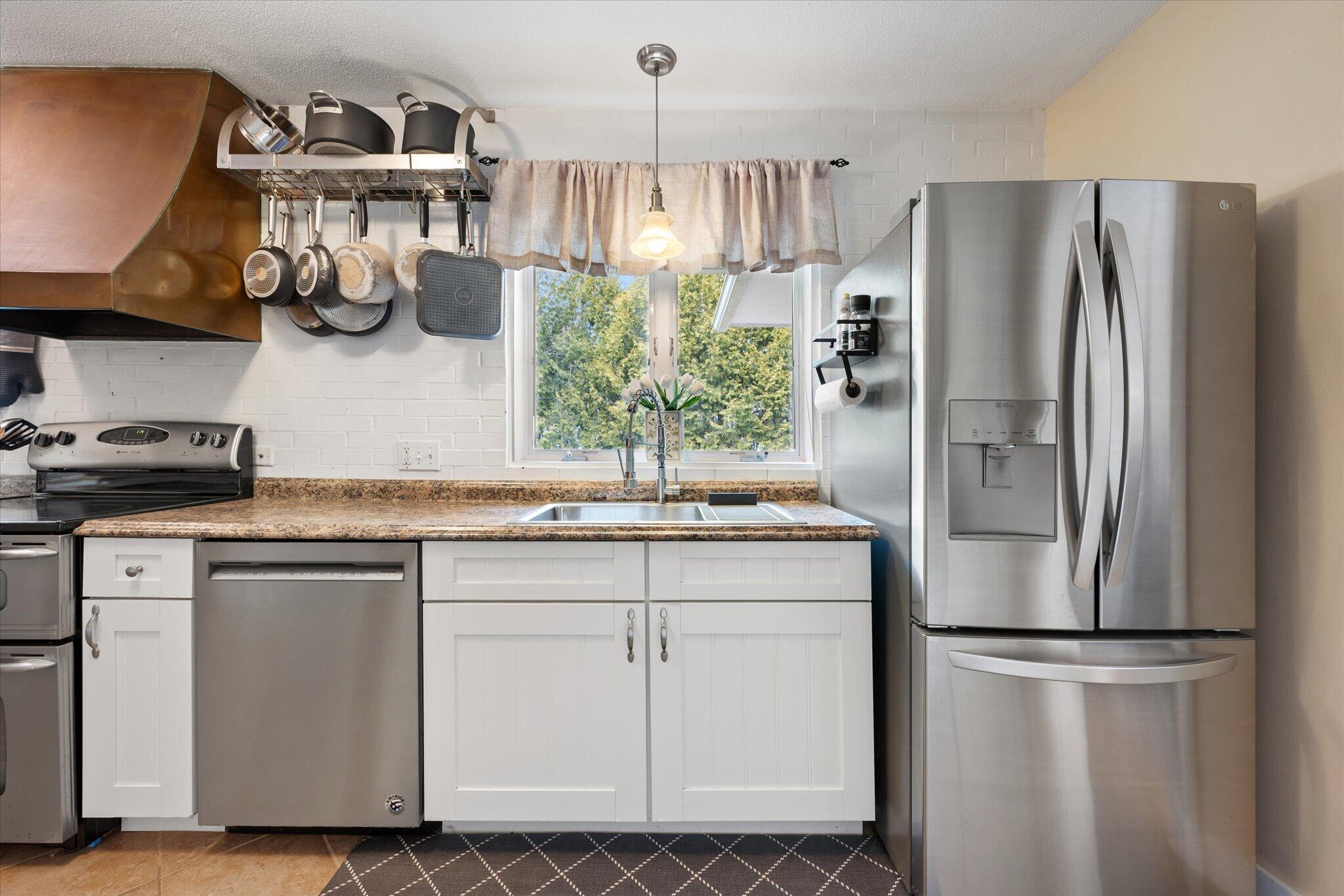7 Williams Street Hampden, ME 04444 - Photo 18 of 64 18-Kitchen