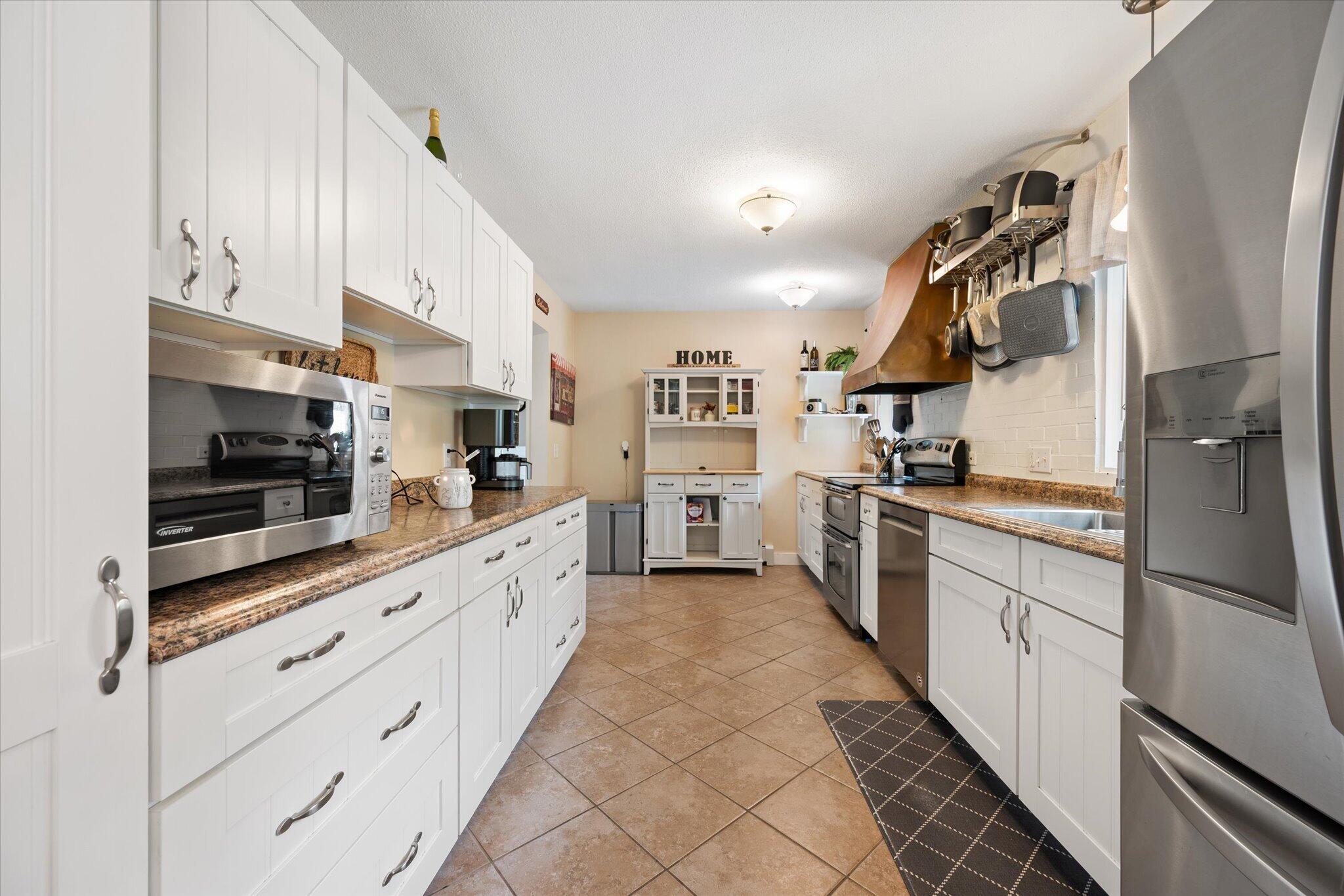7 Williams Street Hampden, ME 04444 - Photo 19 of 64 19-Kitchen