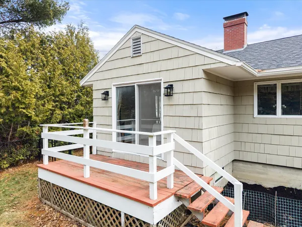 $429,900 | 7 Williams Street, Hampden, ME 04444