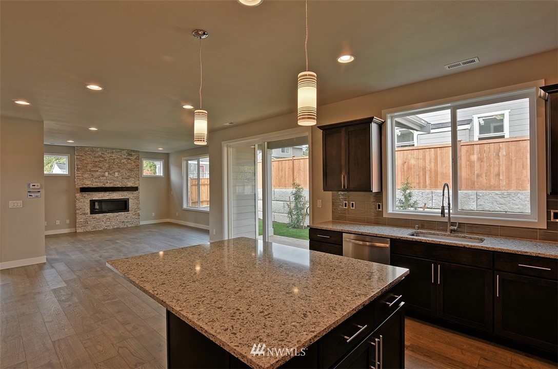 929 South 49th Street Renton, WA 98055 - Photo 12 of 20