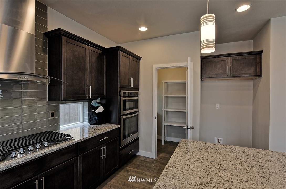 929 South 49th Street Renton, WA 98055 - Photo 13 of 20