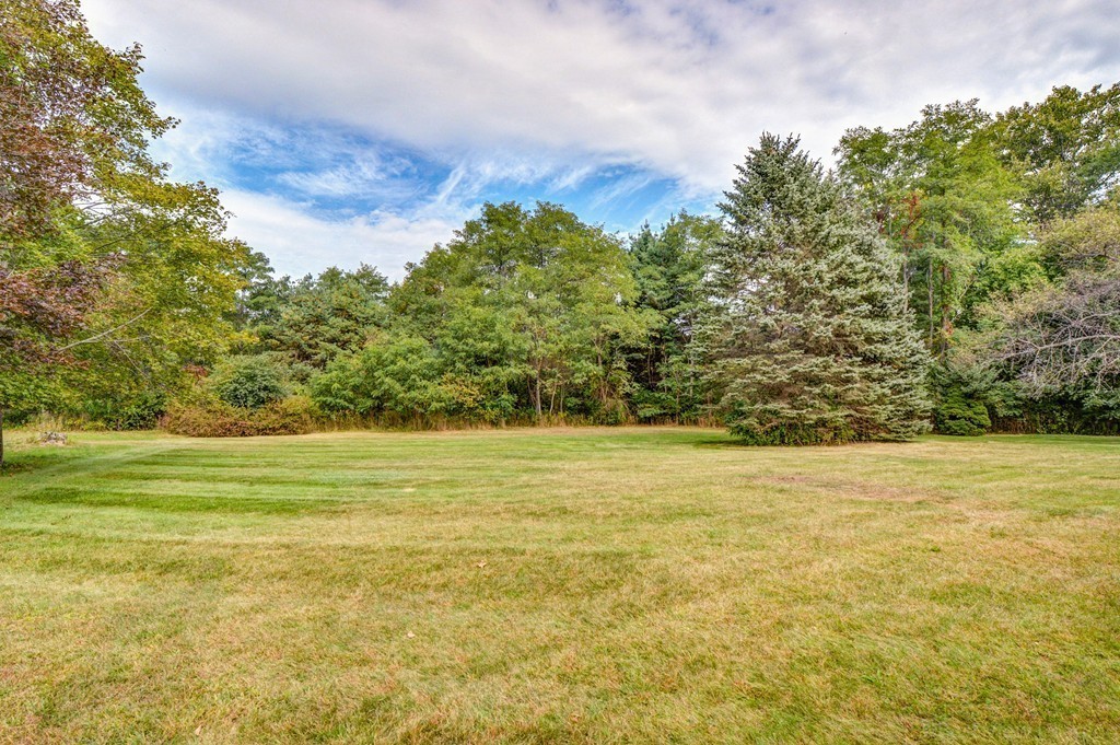 27 Richards Road Southborough, MA 01772 - Photo 13 of 14 Gallery Image 13