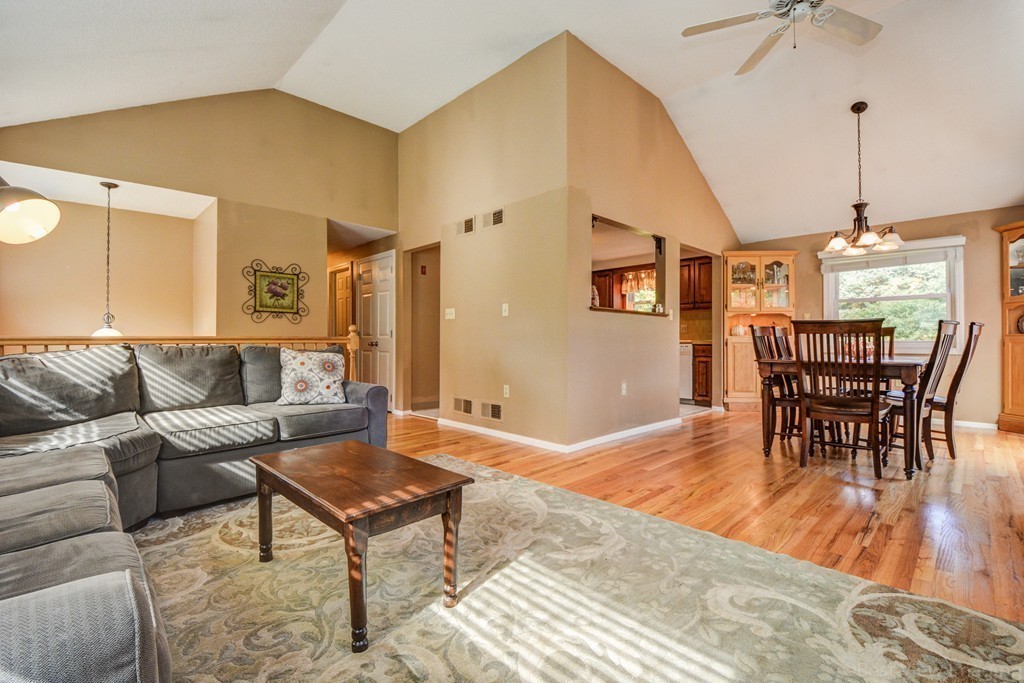 27 Richards Road Southborough, MA 01772 - Photo 3 of 14 Gallery Image 3