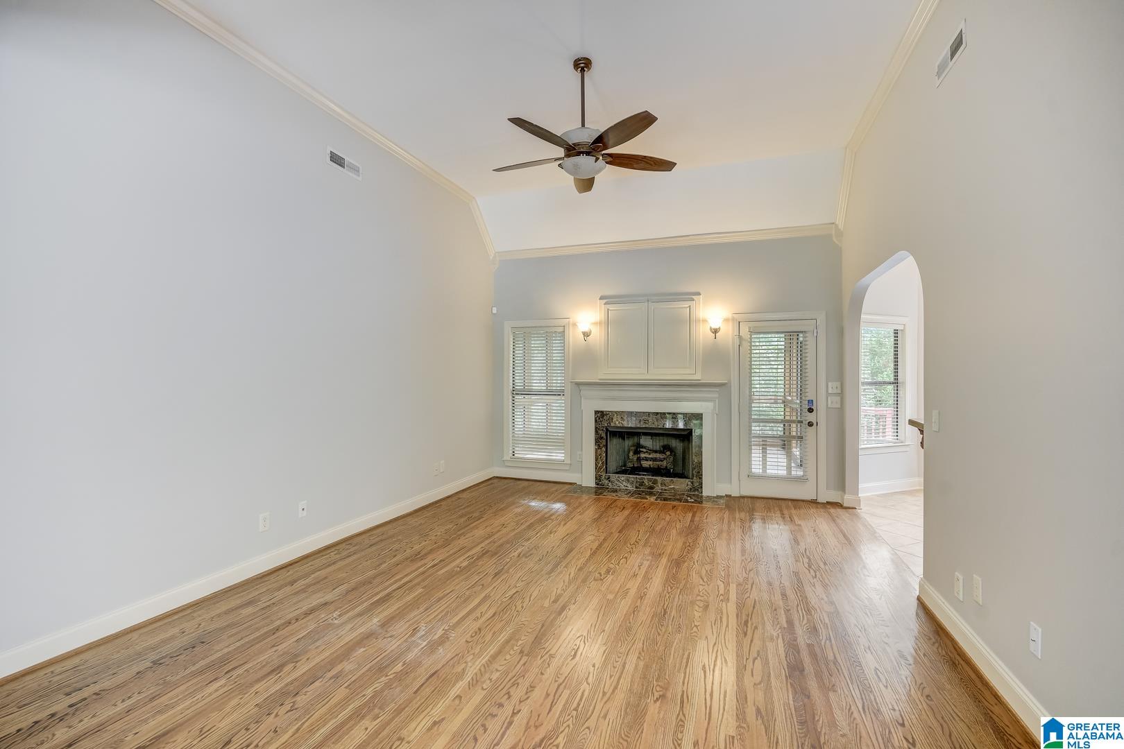 221 Thoroughbred Lane Alabaster, AL 35007 - Photo 6 of 32