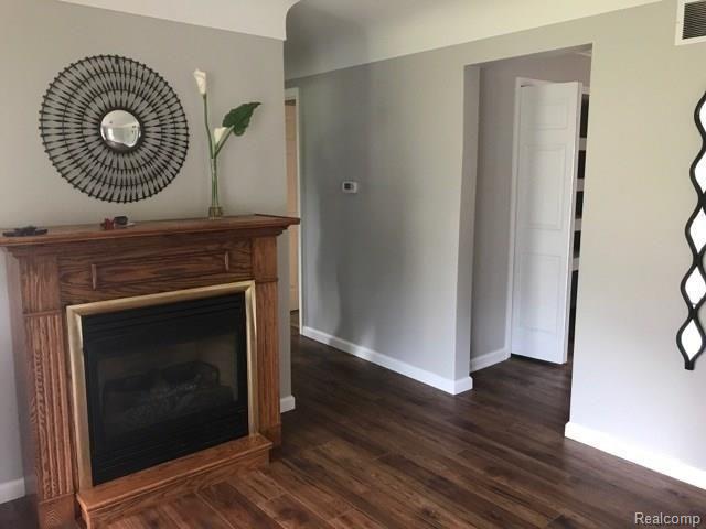 8135 Barden Road Davison, MI 48423 - Photo 7 of 35 barden 1.jpg