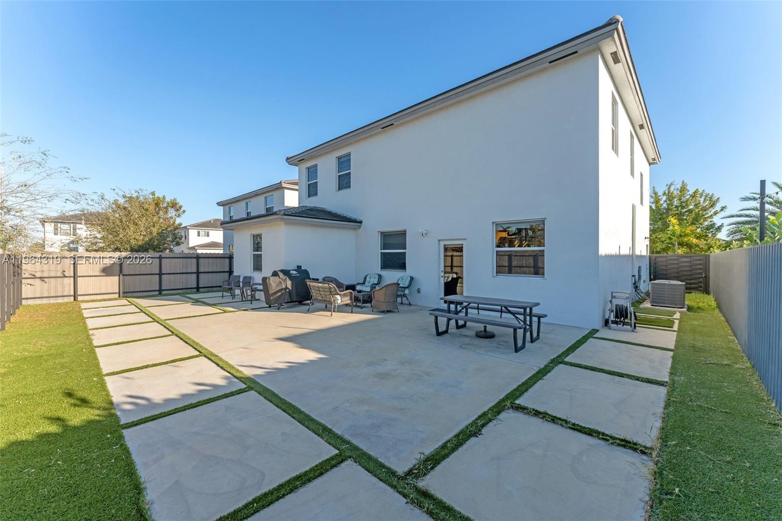 13611 Southwest 184th Terrace Miami, FL 33177 - Photo 33 of 43