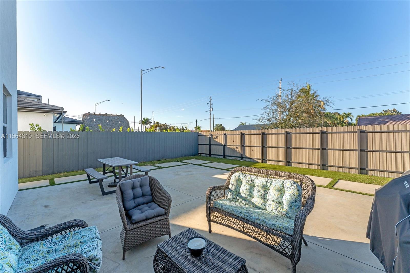 13611 Southwest 184th Terrace Miami, FL 33177 - Photo 37 of 43