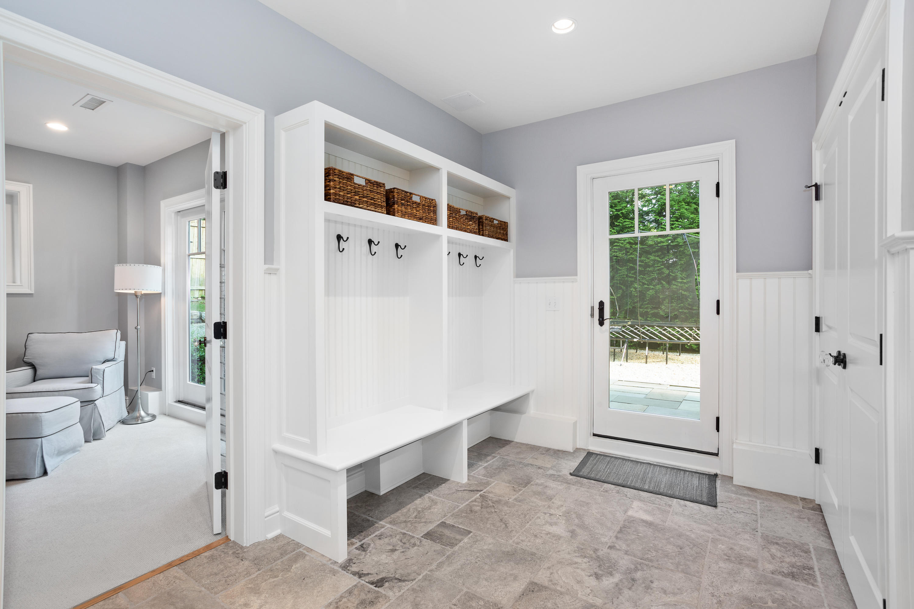 9 Concord Lane Darien, CT 06820 - Photo 29 of 36 a view of kitchen with furniture and an empty room