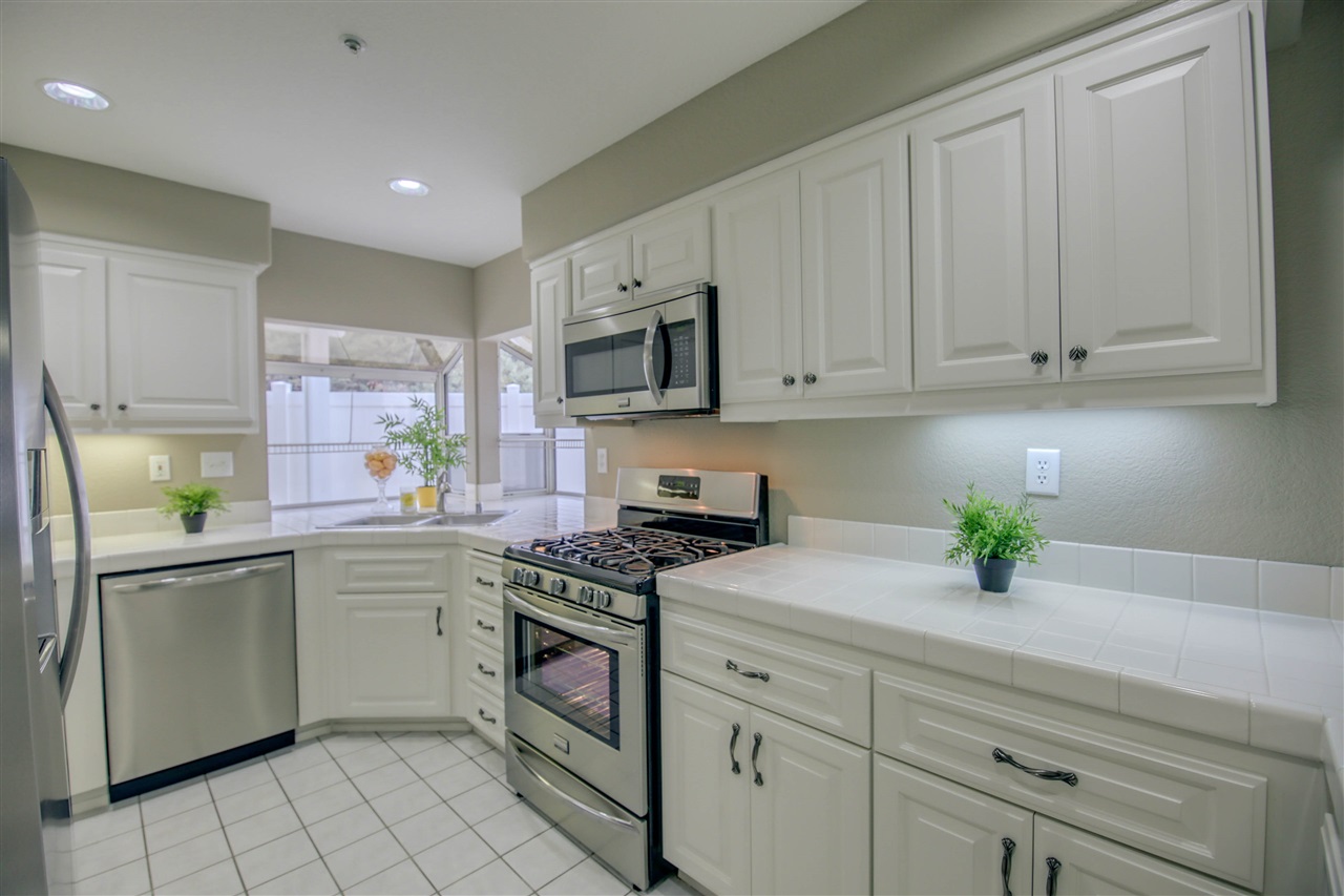 9886 Avenida Ricardo Spring Valley, CA 91977 - Photo 10 of 22