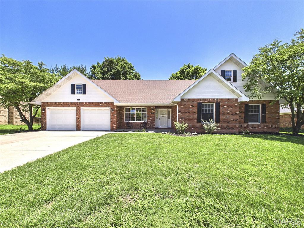 230 Hickory Ridge Belleville, IL 62223 - Photo 1 of 61