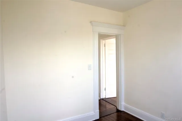 $3,500 | 55 Vernon Avenue, Unit 2, Rockville Centre, NY 11570