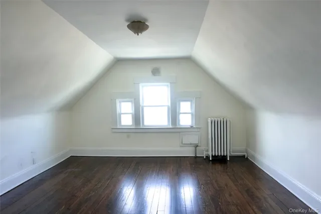 $3,500 | 55 Vernon Avenue, Unit 2, Rockville Centre, NY 11570